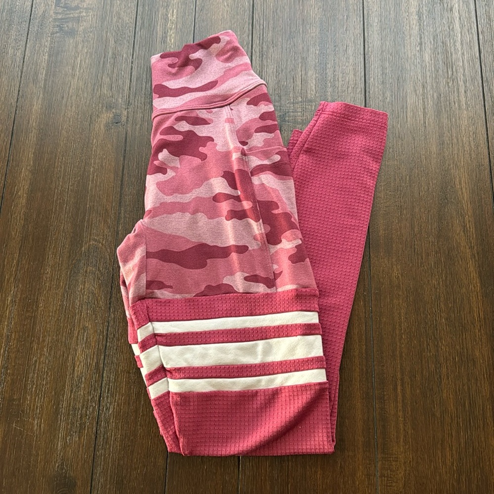 Bombshell Sportswear Pink Camo Leggings